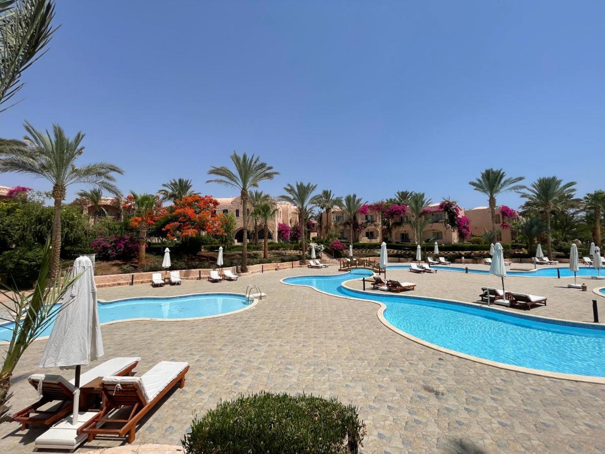 Blue Lagoon View Resort & Spa Marsa Alam Esterno foto